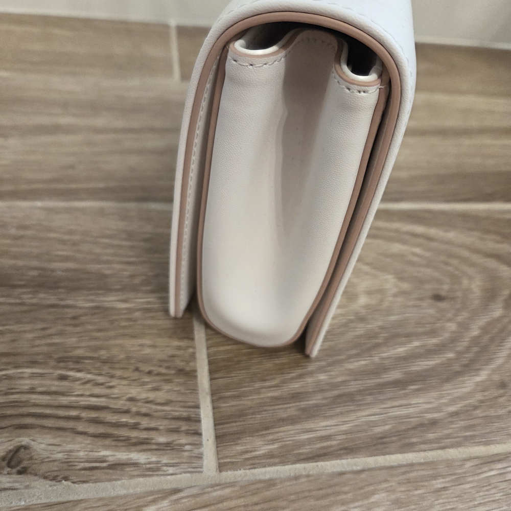 Dolce & Gabbana White DG Devotion Shoulder Bag - Picture 6 of 11